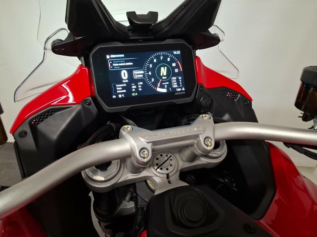 MULTISTRADA V4