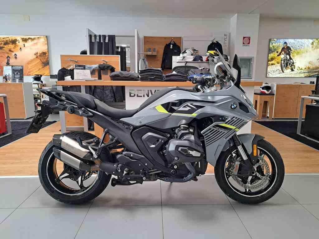 R 1300 RS