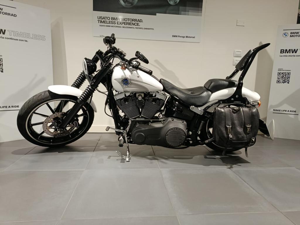 SOFTAIL 1690 BREAKOUT
