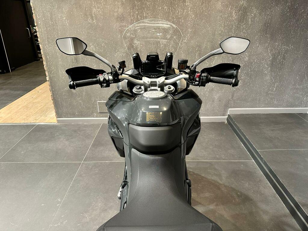 MULTISTRADA V2