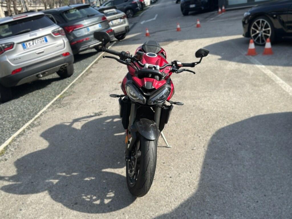 STREET TRIPLE 765
