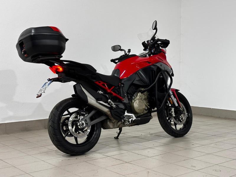 MULTISTRADA V4