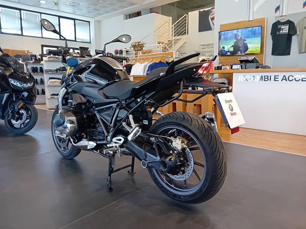 R 1250 R