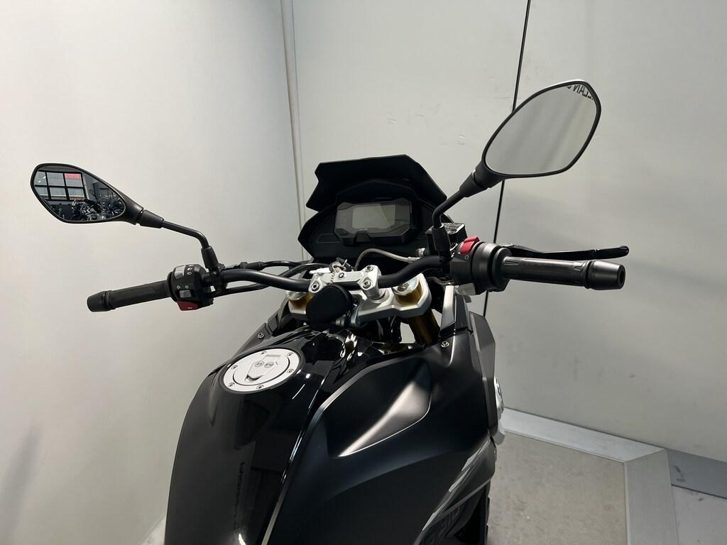 G 310 GS