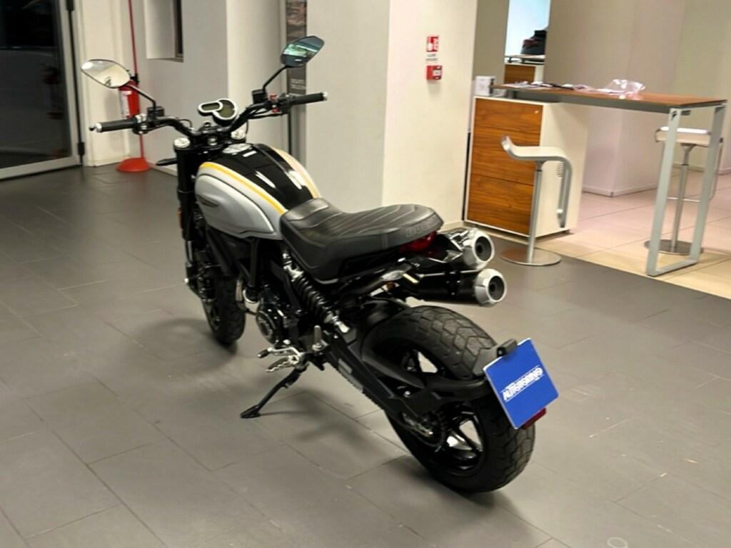 SCRAMBLER 1100