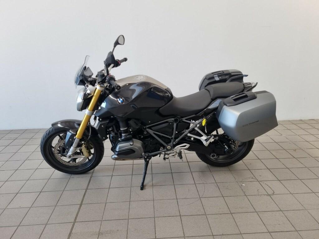 R 1200 R