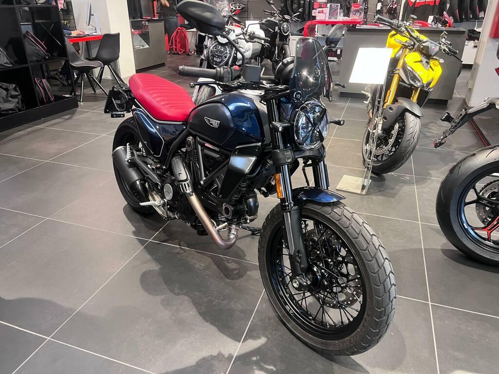 SCRAMBLER 800