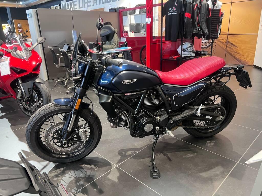 SCRAMBLER 800