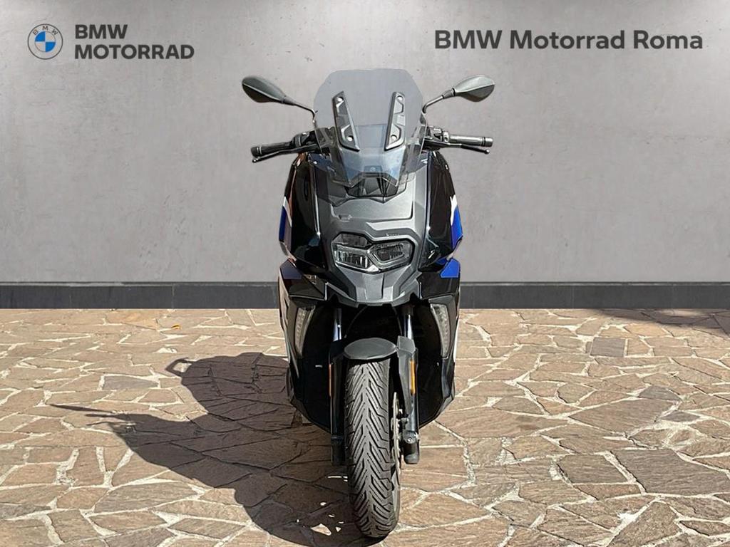 C 400 X