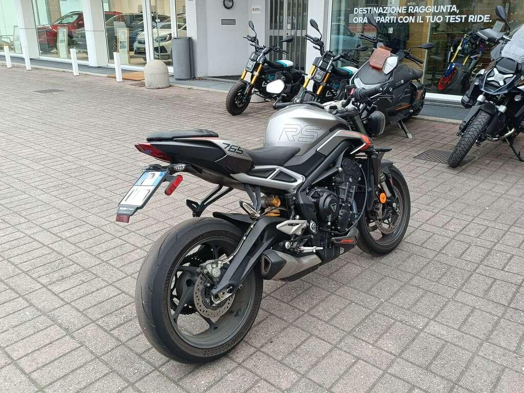 STREET TRIPLE 765