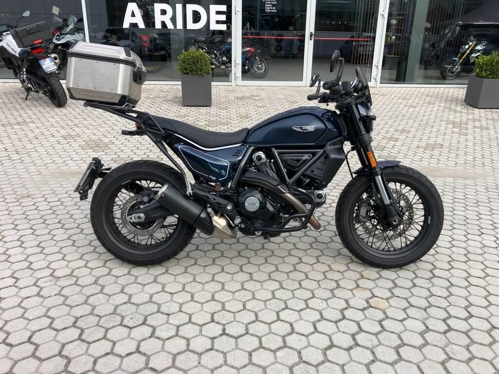 SCRAMBLER 800