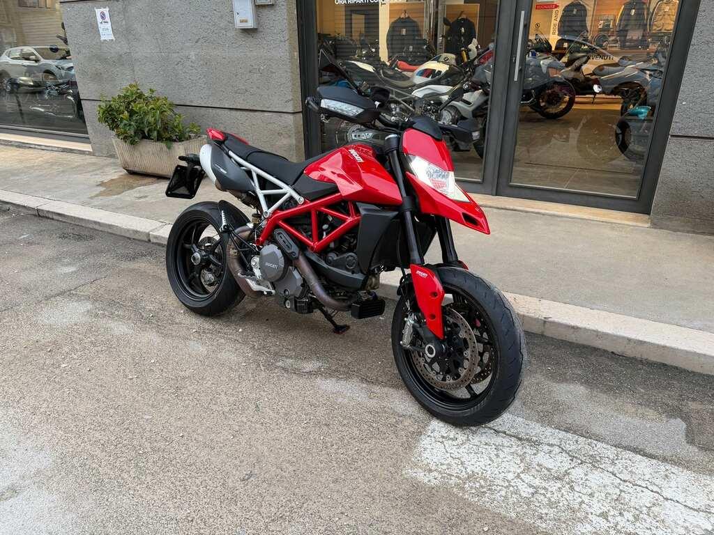 HYPERMOTARD 950