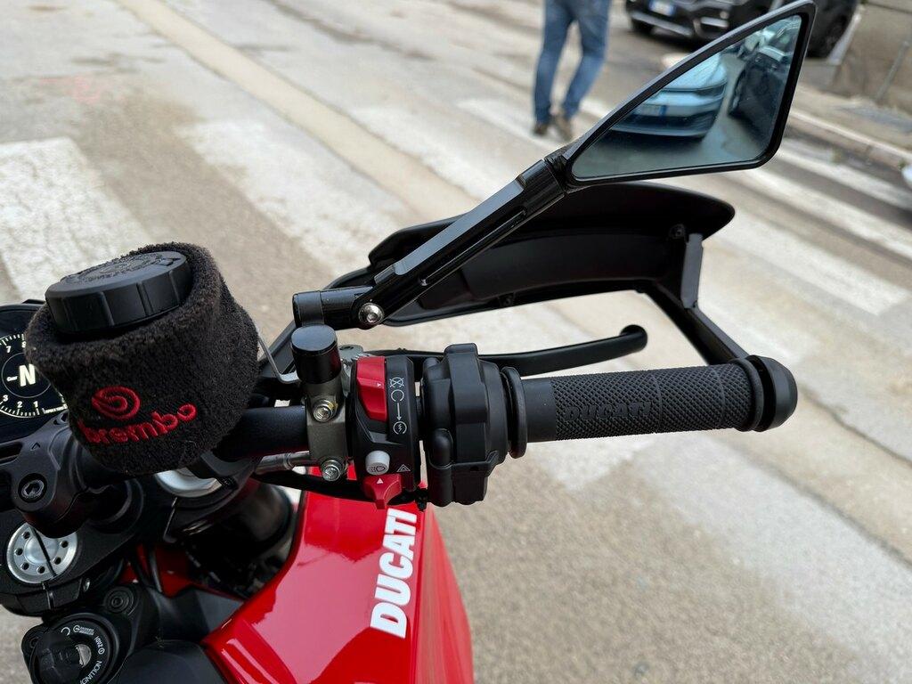HYPERMOTARD 950