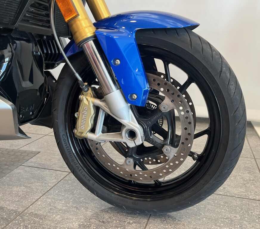 R 1250 R