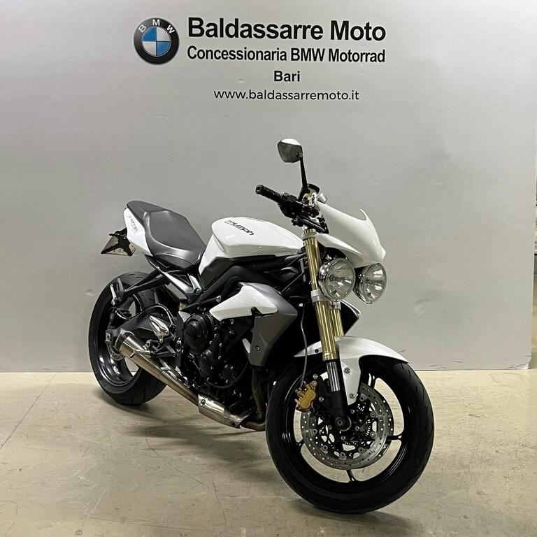 STREET TRIPLE 675