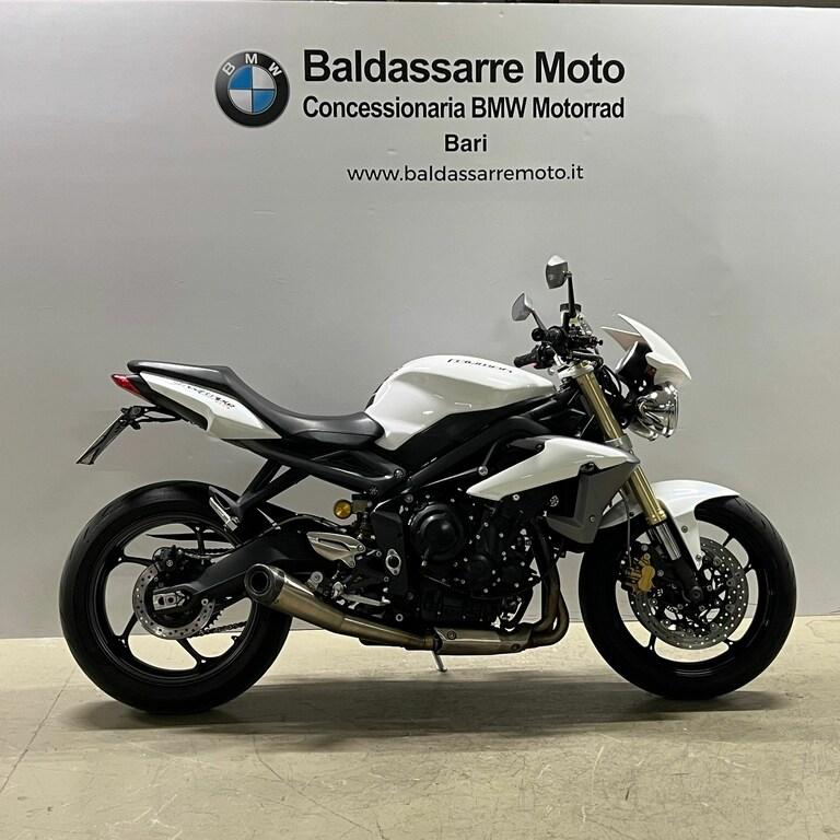STREET TRIPLE 675