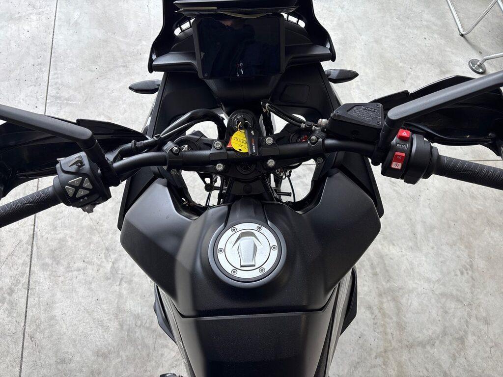 890 SMT