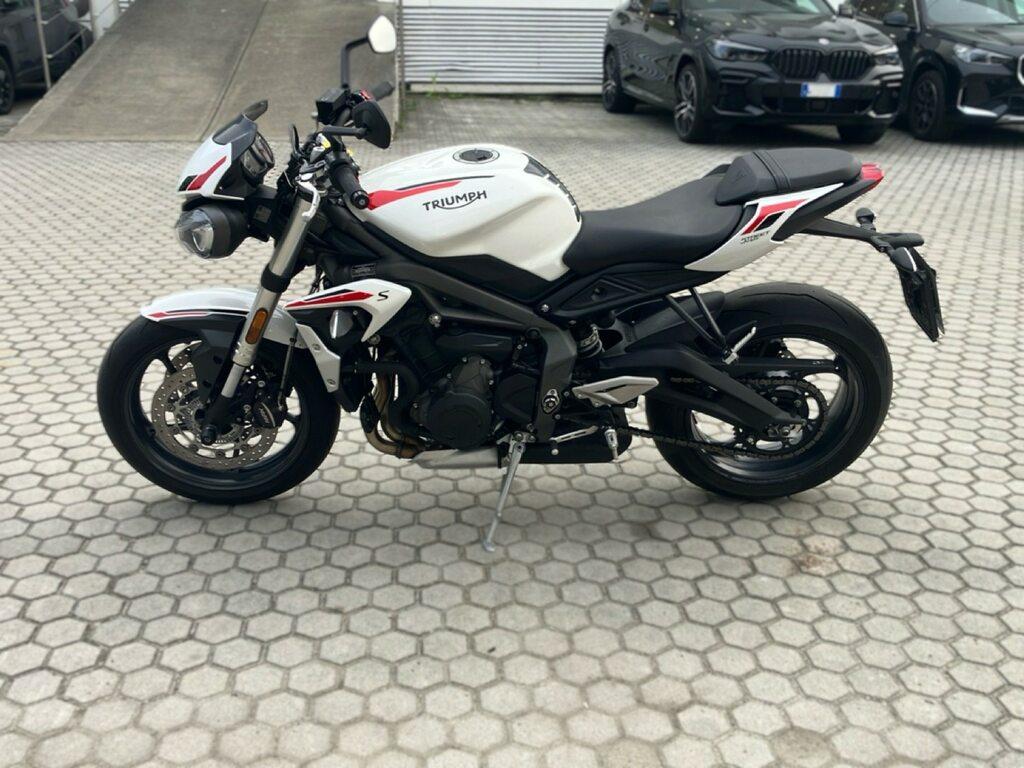 STREET TRIPLE 765