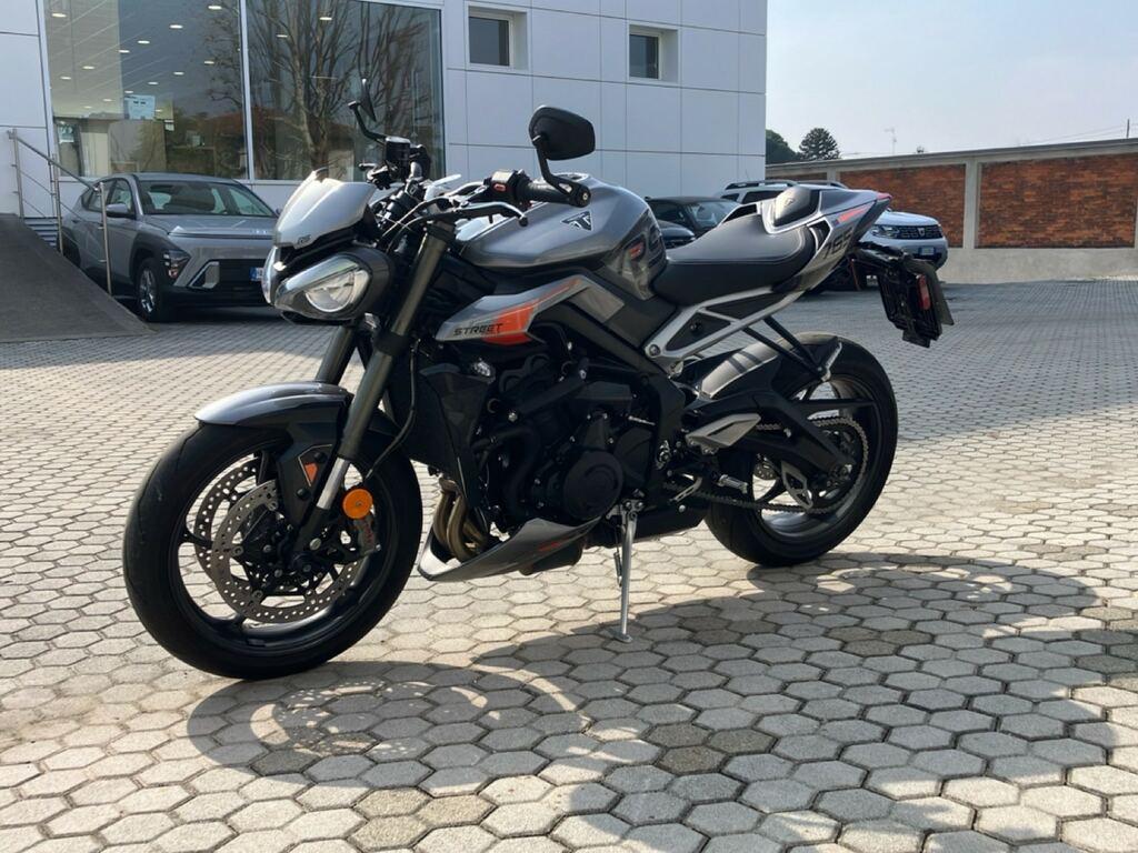 STREET TRIPLE 765