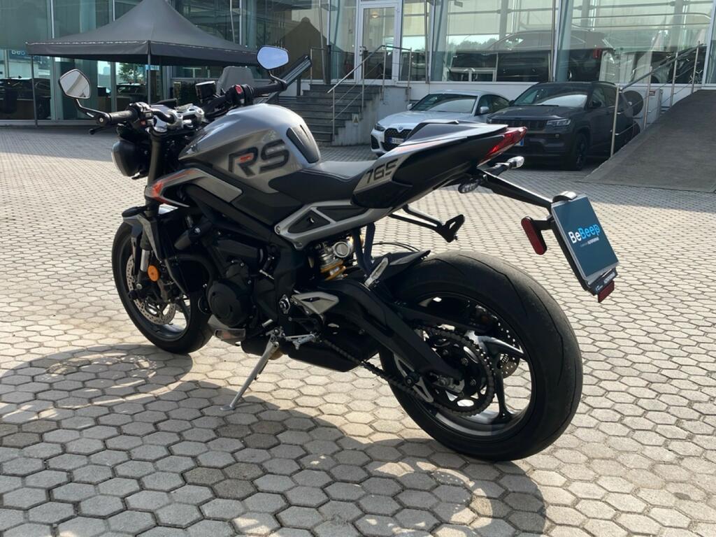 STREET TRIPLE 765