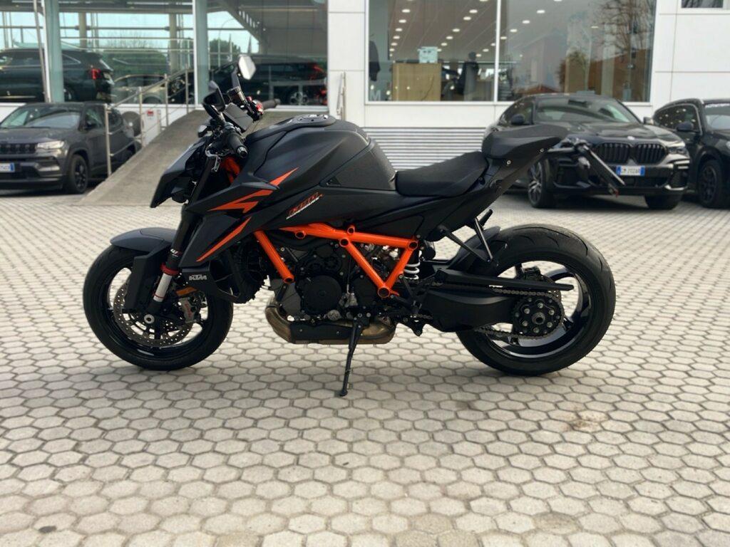 1390 SUPER DUKE