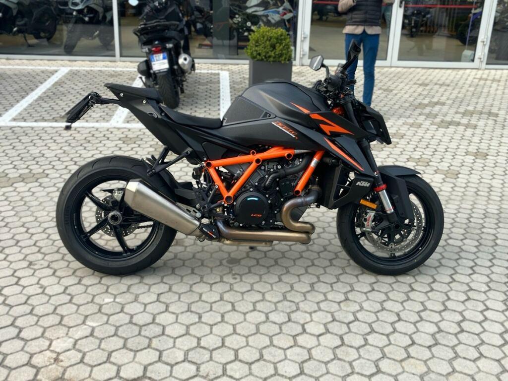 1390 SUPER DUKE