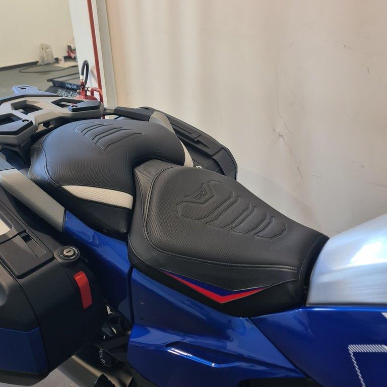 R 1300 RT