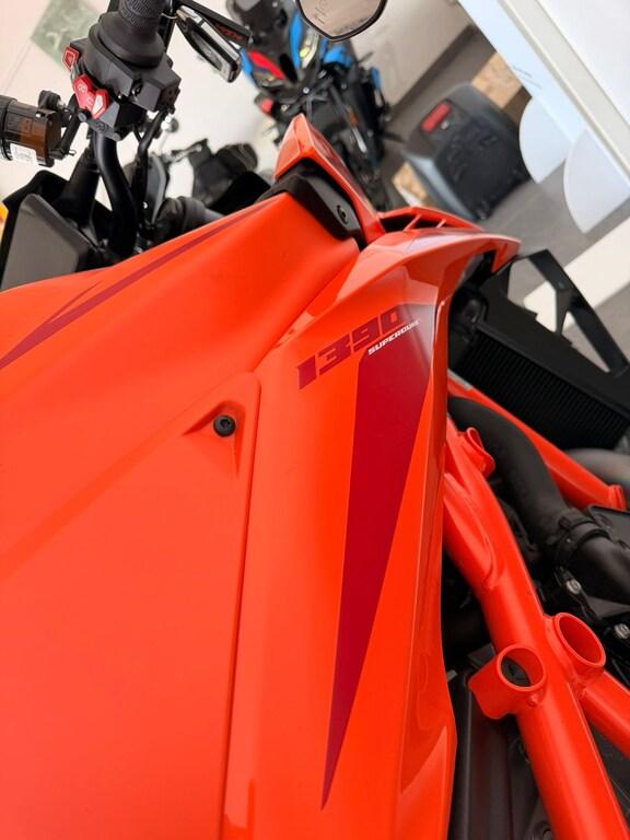 1390 SUPER DUKE
