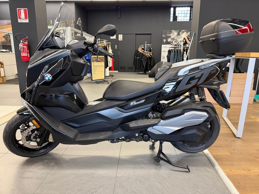 C 400 GT