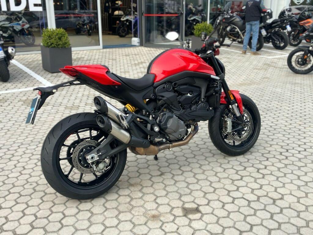 MONSTER 950