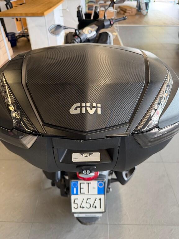 C 400 X