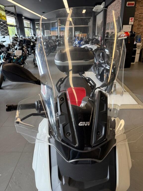 C 400 X