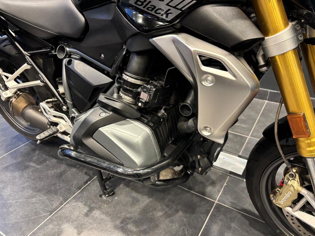 R 1250 R