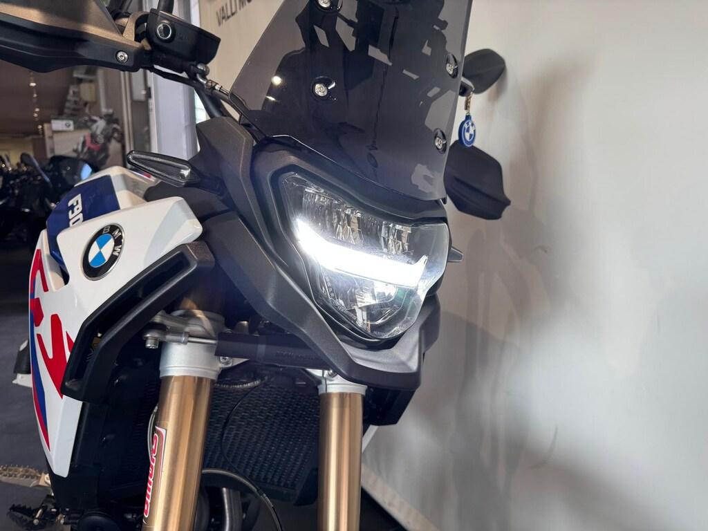 F 900 GS
