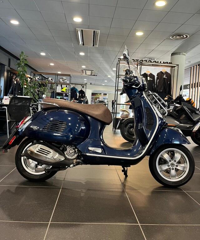 VESPA GTS 300