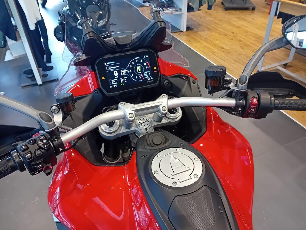 MULTISTRADA V4