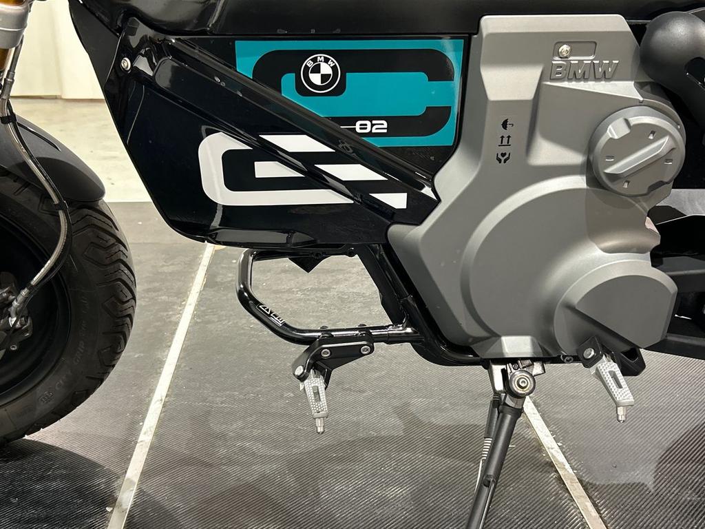 CE 02