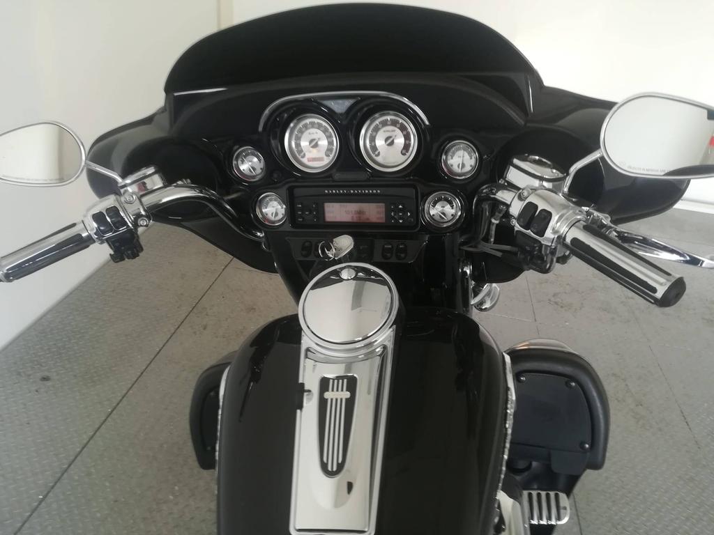 ELECTRA GLIDE 1690 SCREAMIN'EAGLE