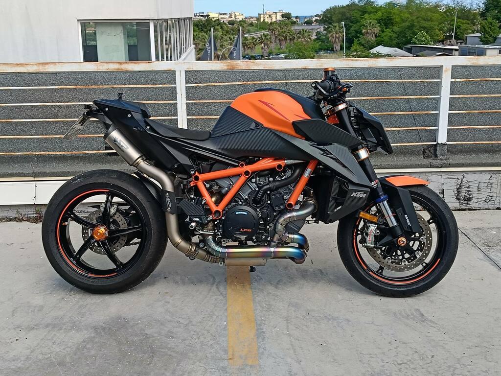 1390 SUPER DUKE