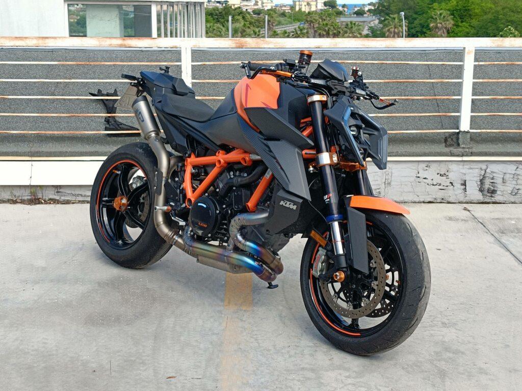 1390 SUPER DUKE