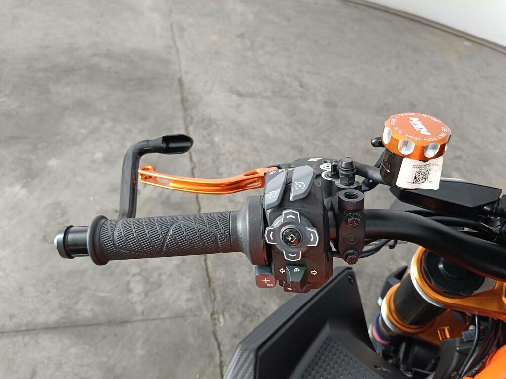 1390 SUPER DUKE