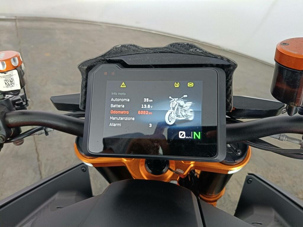 1390 SUPER DUKE