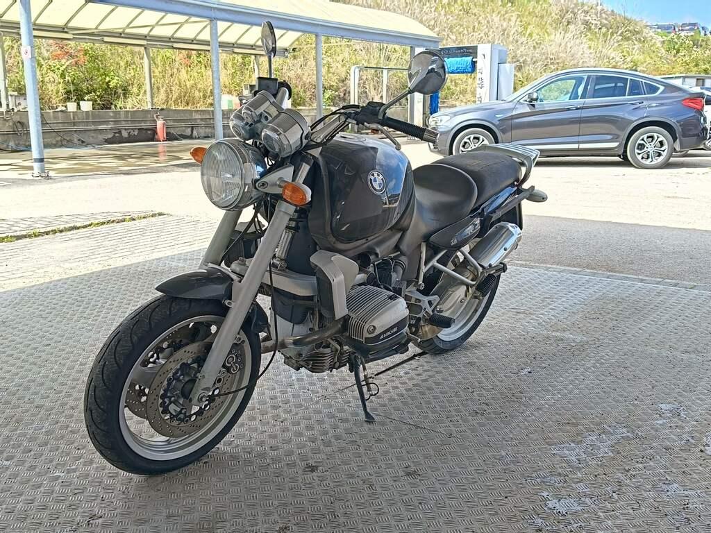 R 850 R
