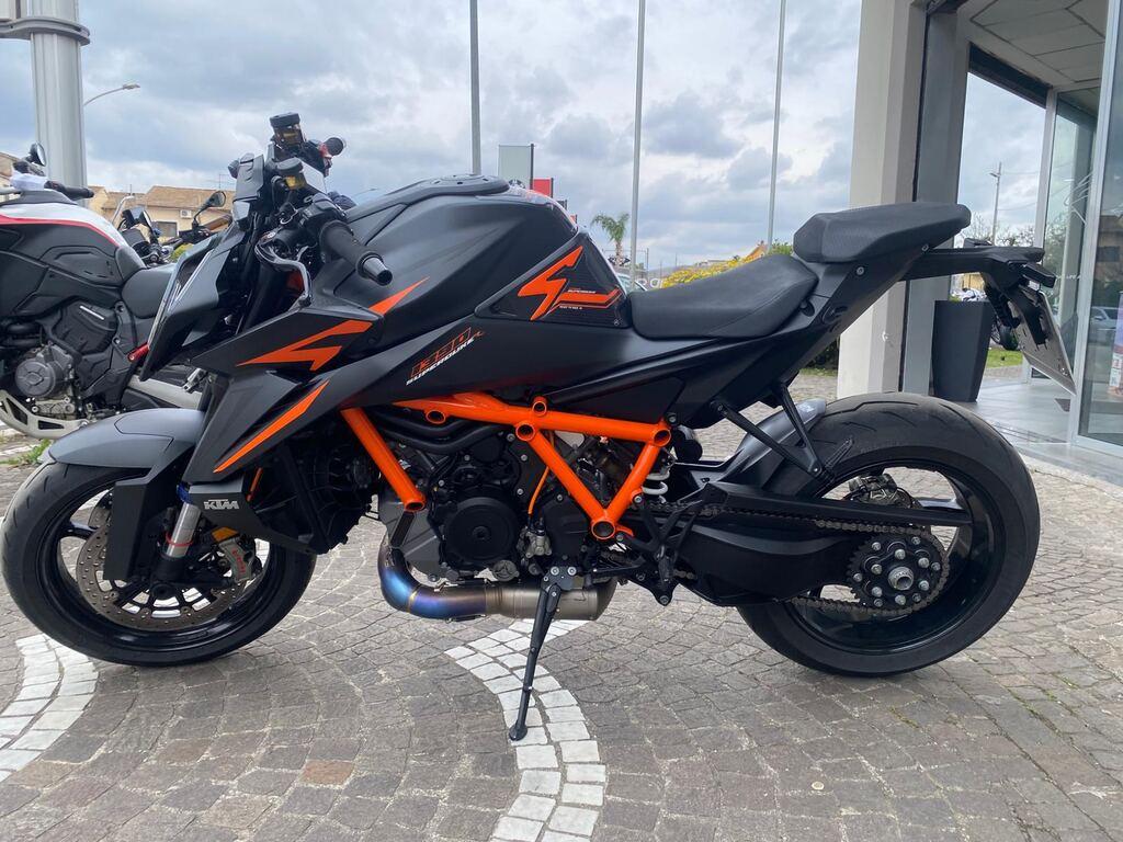 1390 SUPER DUKE
