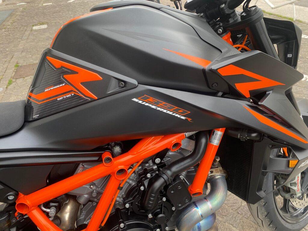 1390 SUPER DUKE