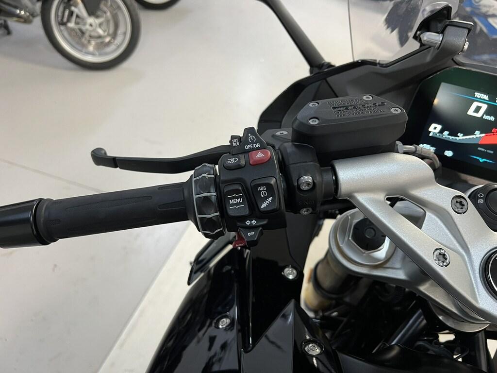 R 1250 RS
