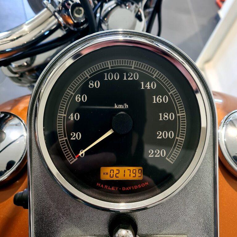 SOFTAIL 1584
