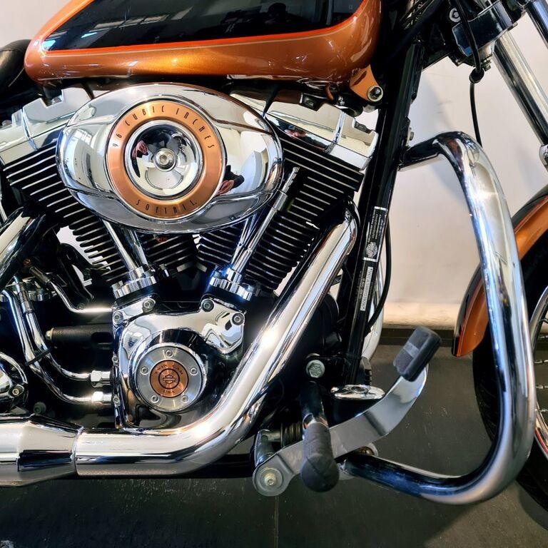 SOFTAIL 1584