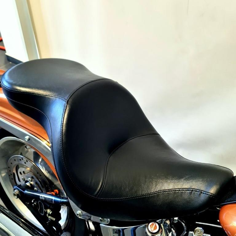 SOFTAIL 1584