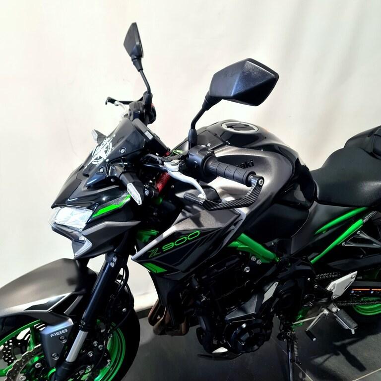 Z 900